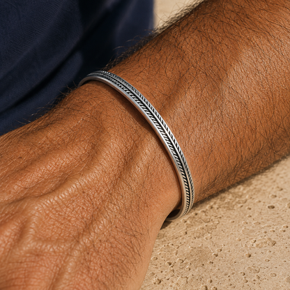 Calida Stainless Steel Bracelet | Men's Minimalist Silver Bracelet | solbaha
